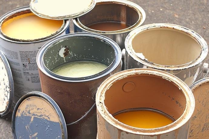 Storing-Paint-Entreposage-de-la-peinture-CIL.jpg.aspx - Copy